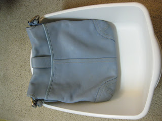 2 by 15: Cleaning a leather handbag